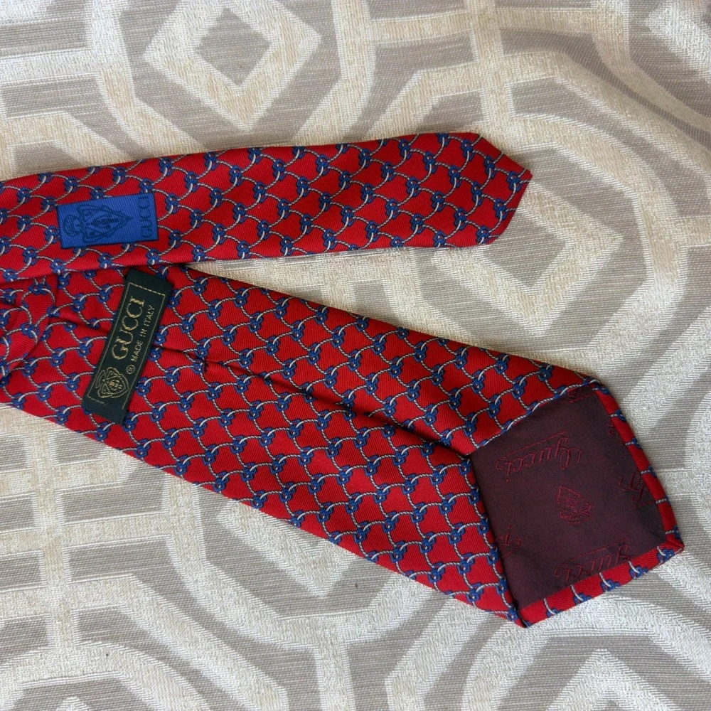 Gucci silk necktie